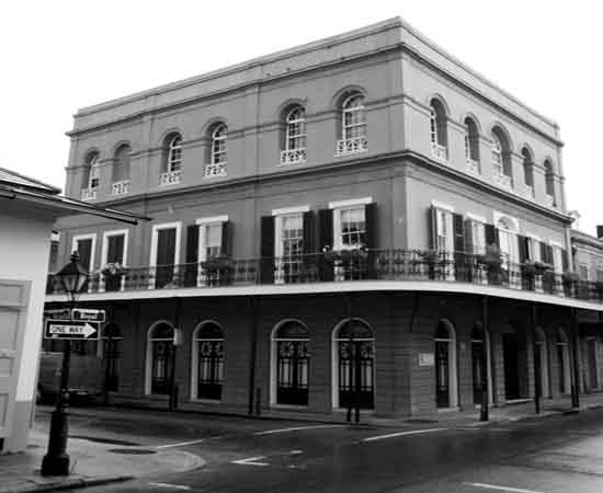 ➲ Die LaLaurie Mansion Villa in New Orleans, USA